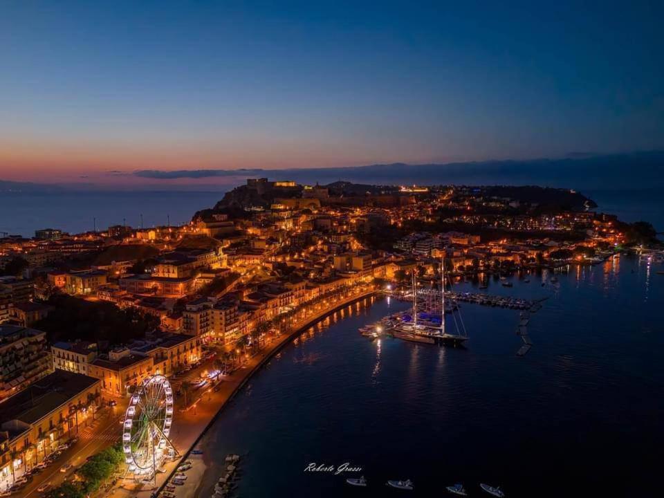 ホテル Harbor Elegance Estate ミラッツォ エクステリア 写真